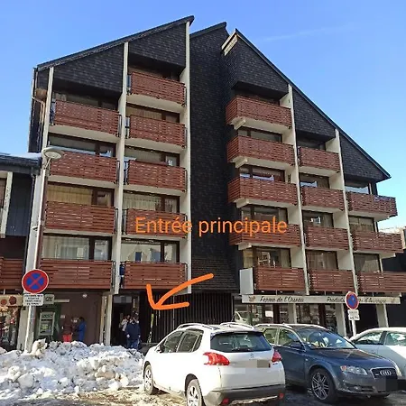 Studio Aux Pieds Des Pistes * Super Besse