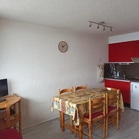 Studio Aux Pieds Des Pistes * Super Besse